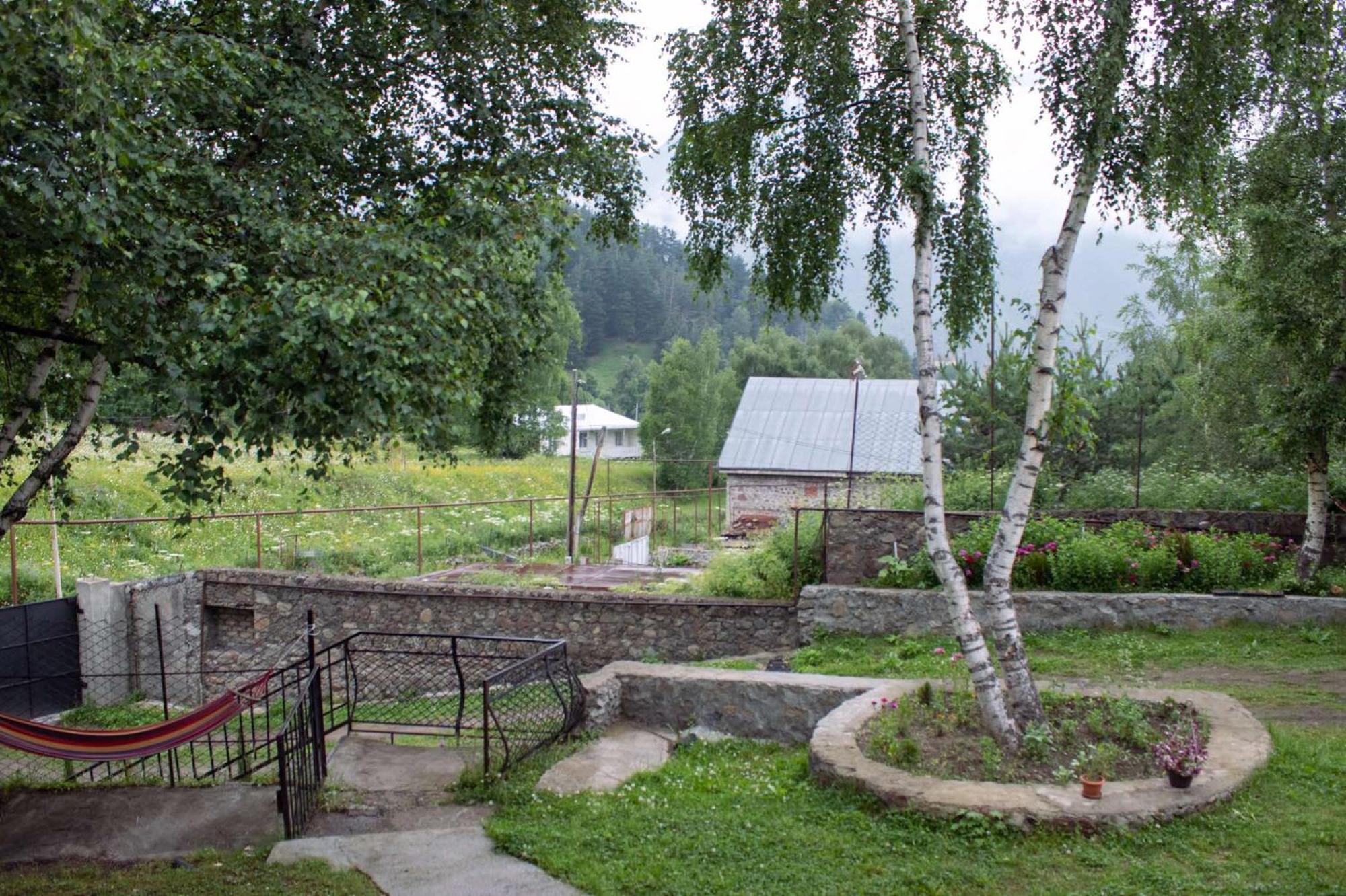 Garemta Hotel Казбеги Екстериор снимка